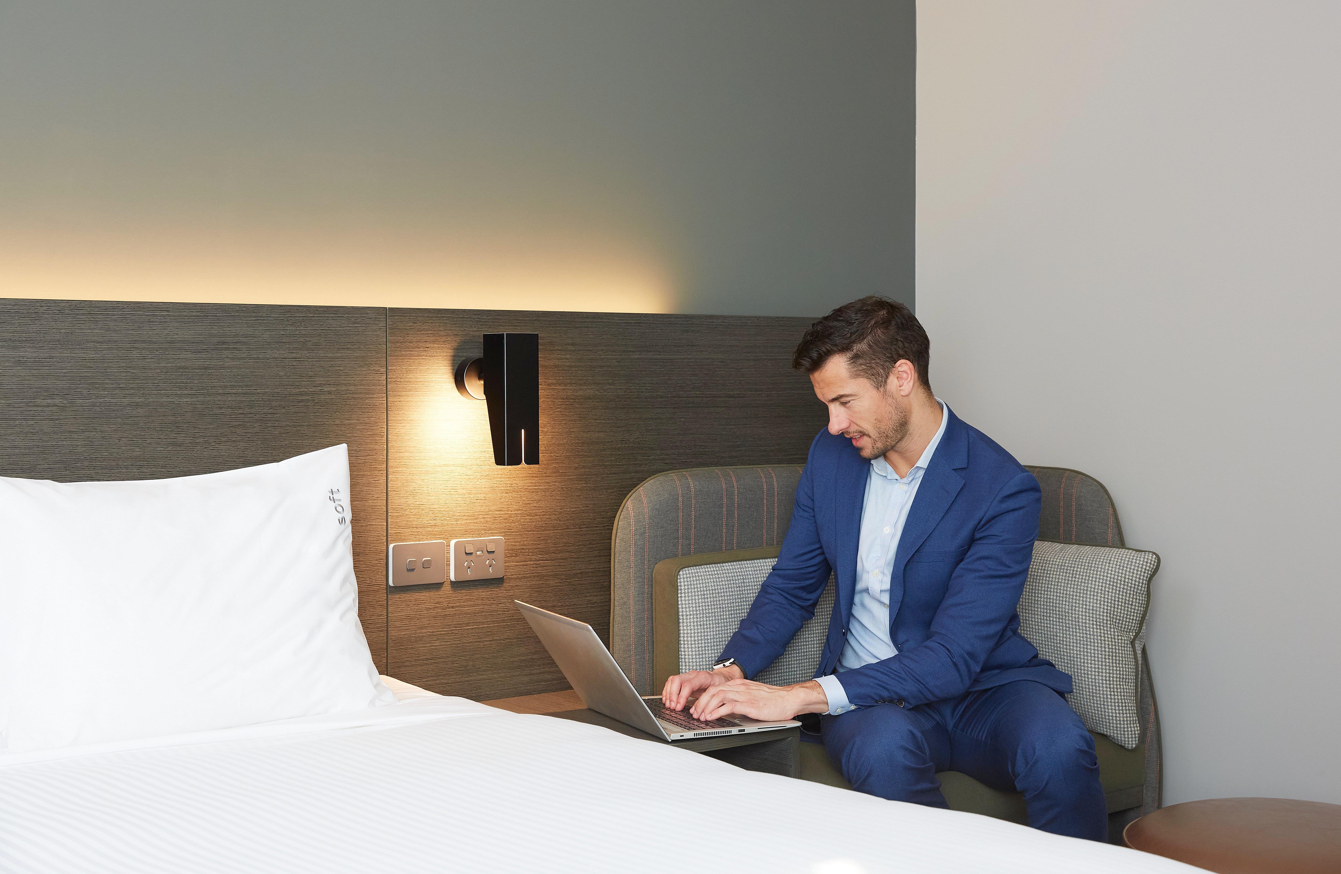 Holiday Inn Express Melbourne Southbank By Ihg Exterior foto