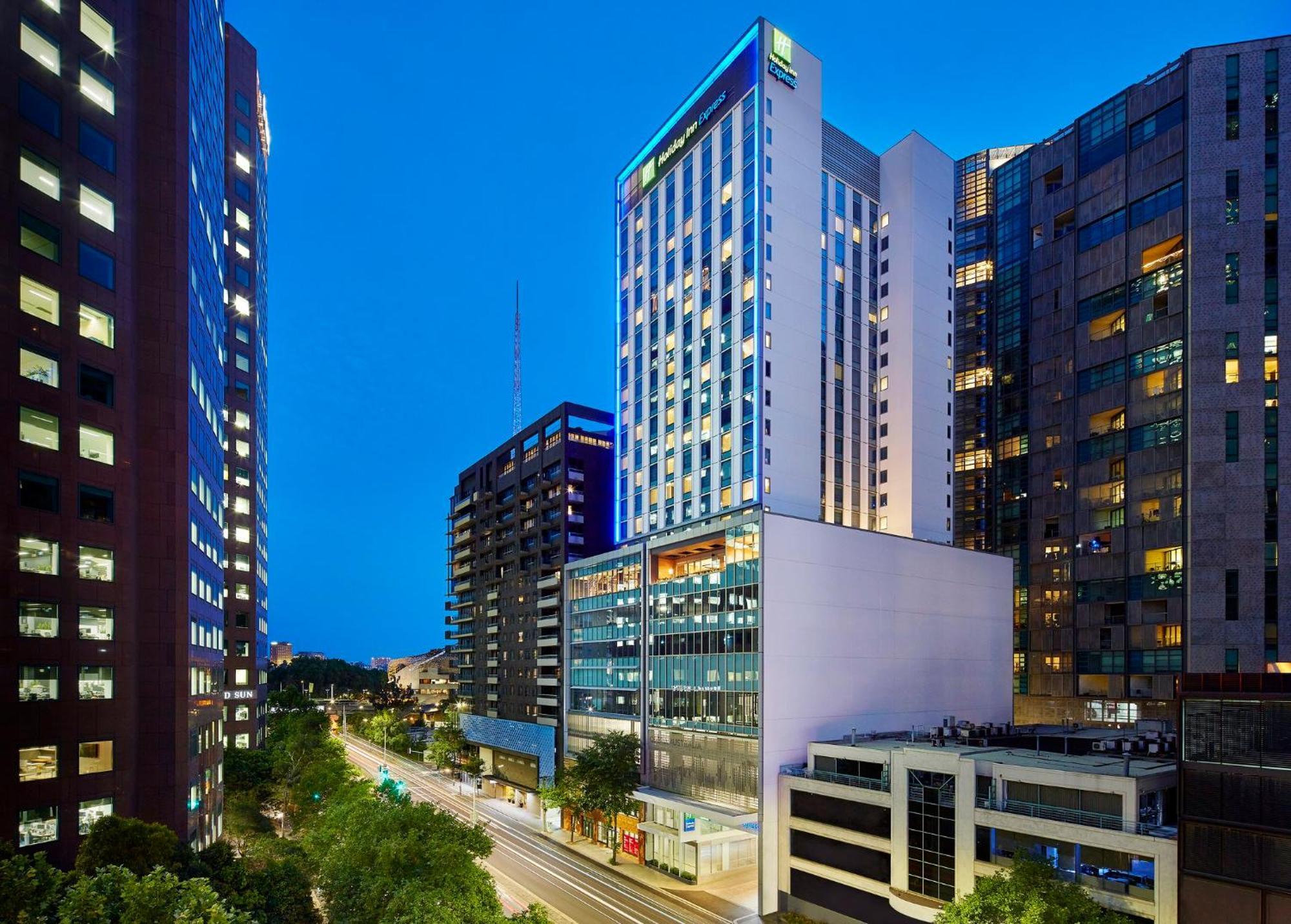 Holiday Inn Express Melbourne Southbank By Ihg Exterior foto