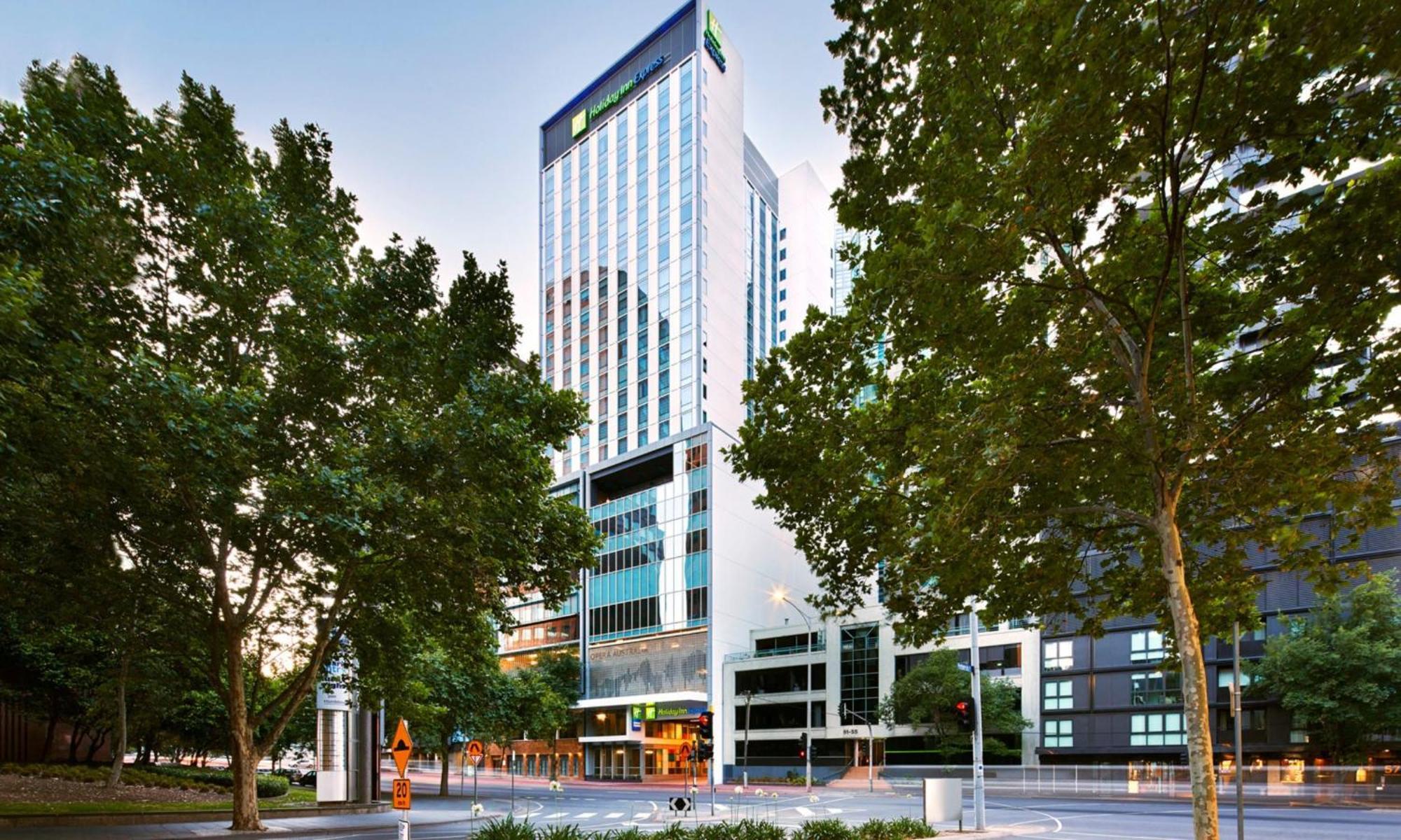 Holiday Inn Express Melbourne Southbank By Ihg Exterior foto
