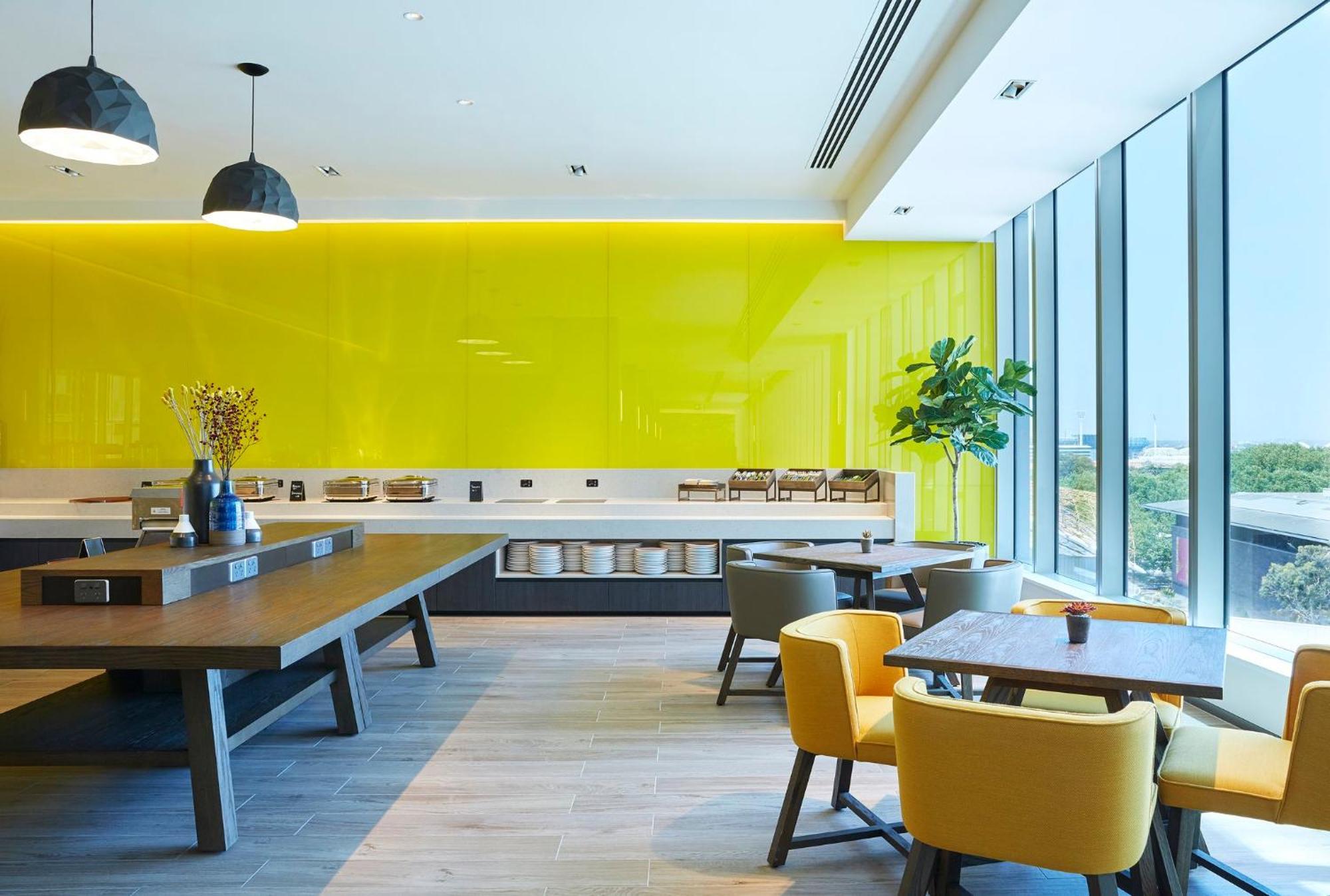Holiday Inn Express Melbourne Southbank By Ihg Exterior foto